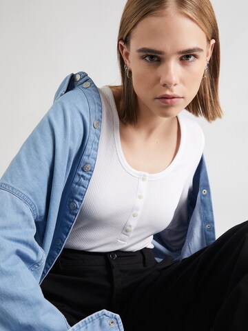 GAP Shirt in Weiß