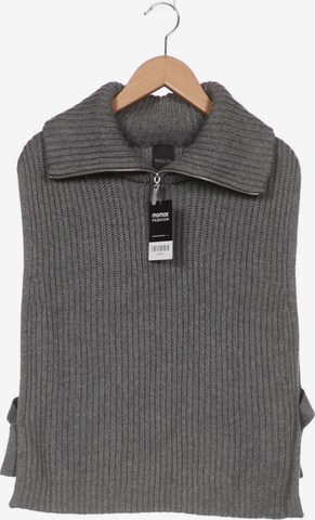 Madeleine Sweater & Cardigan in L in Grey: front