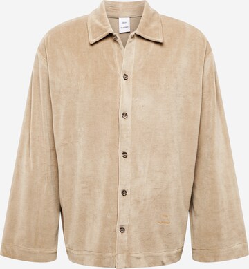 Coupe regular Chemise 'Malcolm' Won Hundred en beige : devant