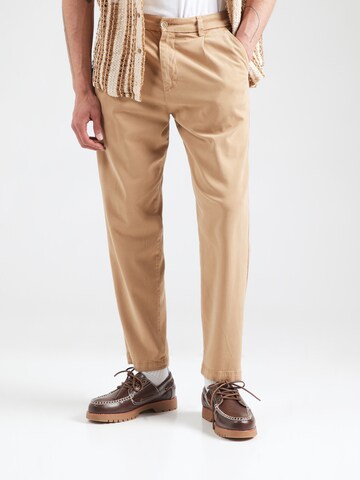 Tapered Pantaloni con pieghe 'Kerin' di BOSS in beige: frontale