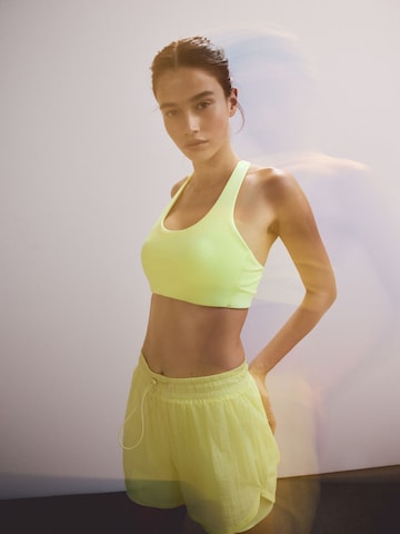 Bustieră Sutien sport de la Next pe galben