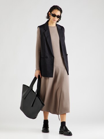 InWear Sukienka 'Aida' w kolorze szary