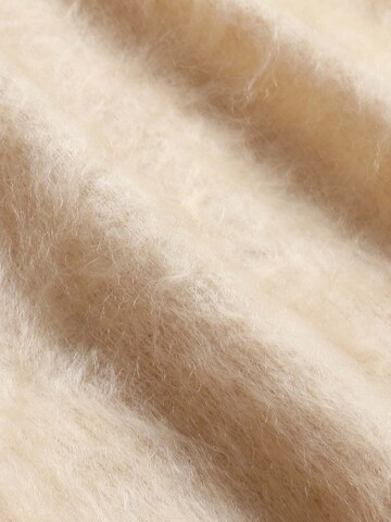 BELLEMERE NEW YORK Pullover 'Pullover aus gebürsteter Seide und Kaschmir mit V-Ausschnitt'‌‌‌‌‌ in Beige