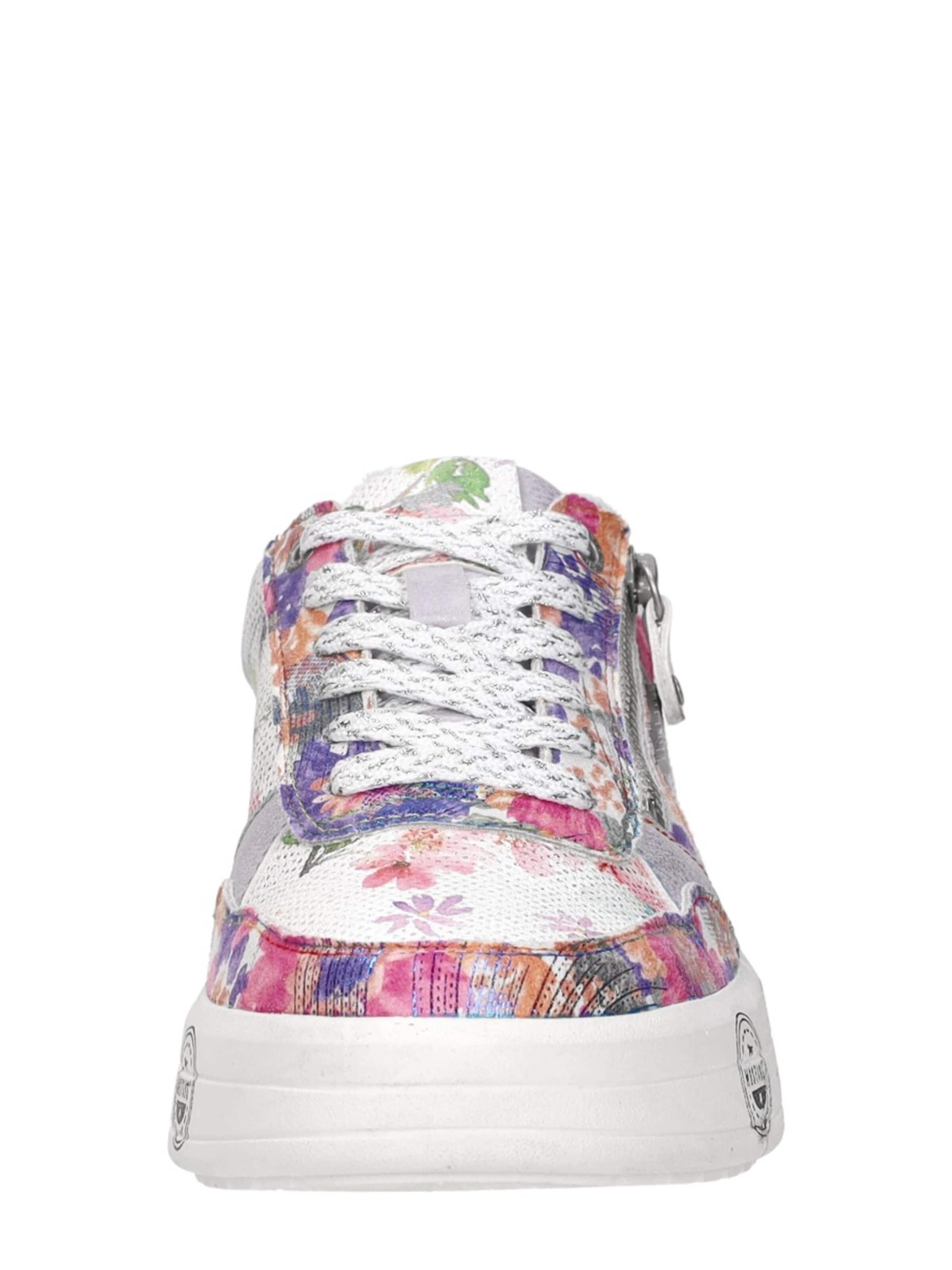 Baskets basses 'Sneakers Laag' MUSTANG en blanc