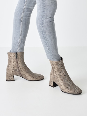 Tamaris Enkellaarsjes in Beige