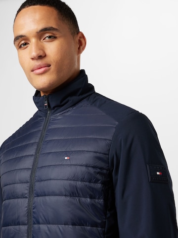 TOMMY HILFIGER Jacke in Blau