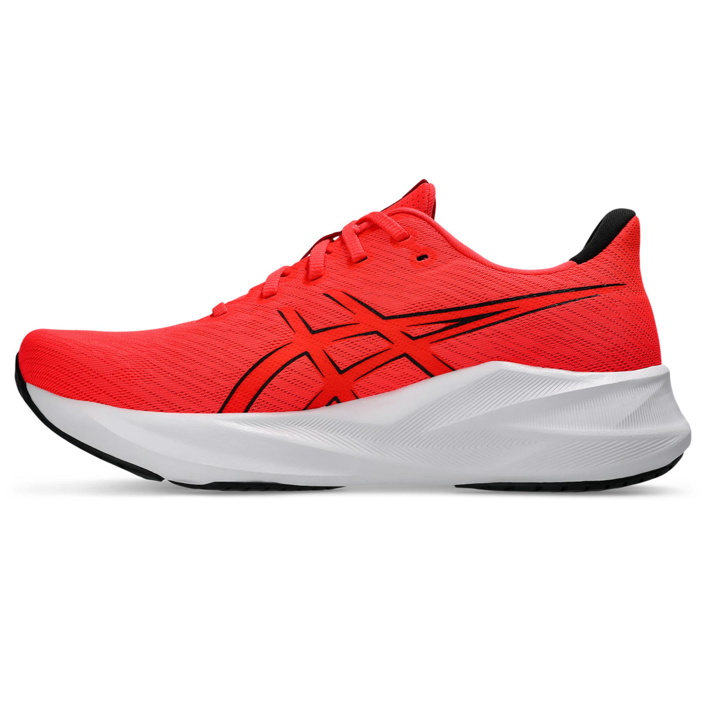 ASICS Running Shoes 'Versablast 4' in Red: front