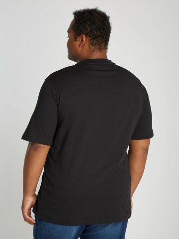 Tricou de la Calvin Klein Big & Tall pe negru