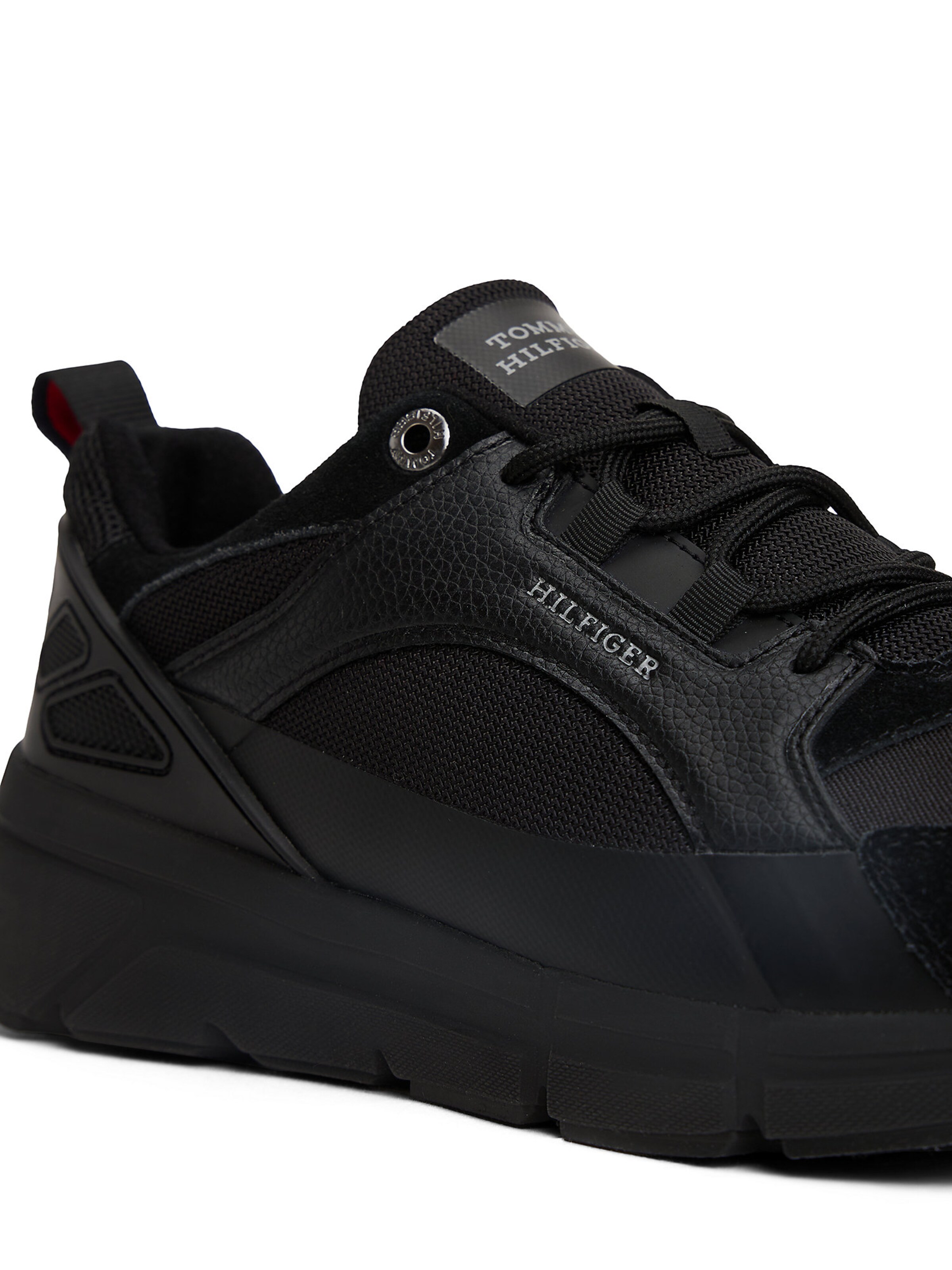 Baskets basses TOMMY HILFIGER en noir