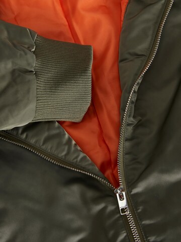 JACK & JONES Between-Season Jacket 'Lake' in Green