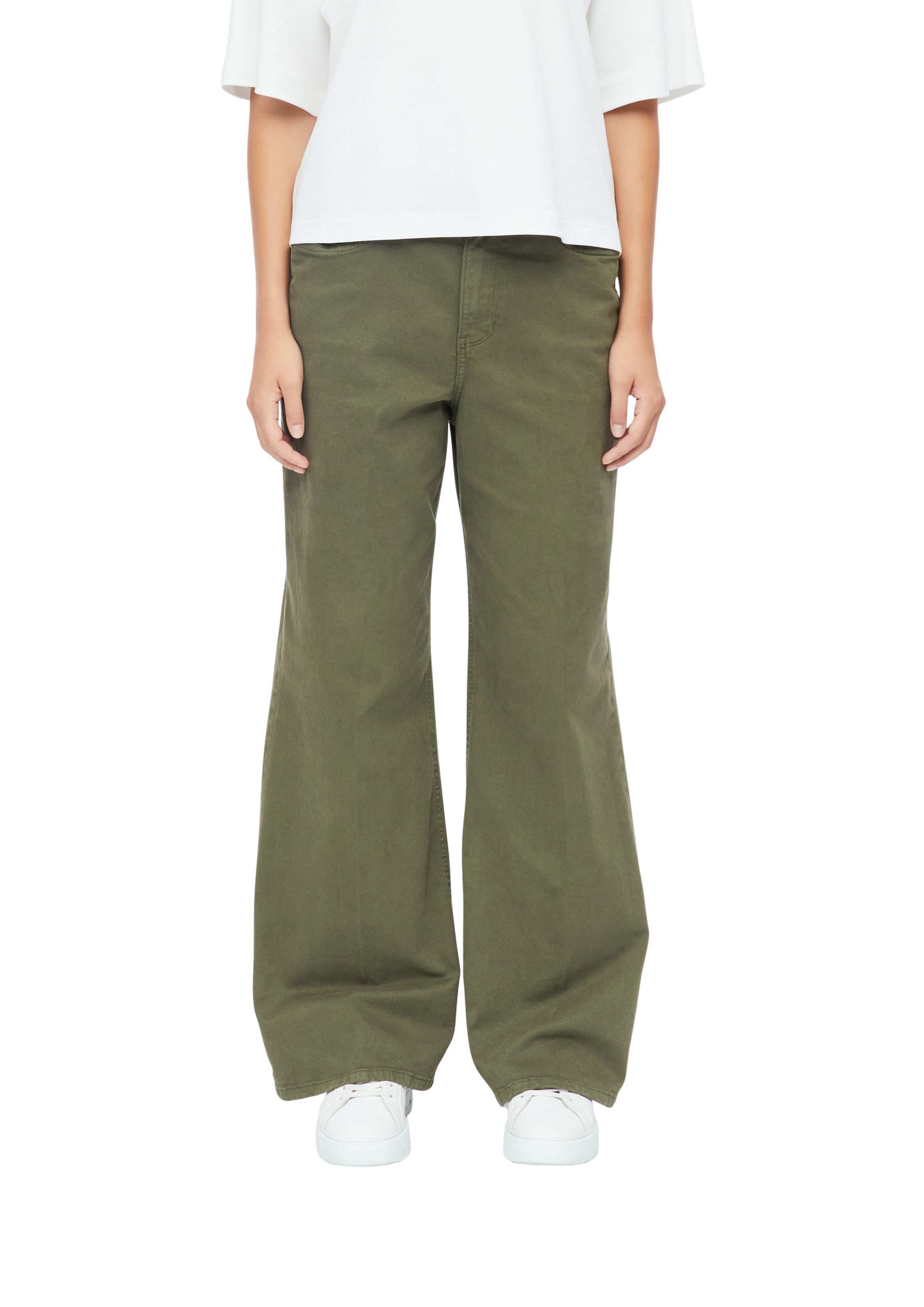 s.Oliver Wide leg Jeans 'Suri' in Green: front