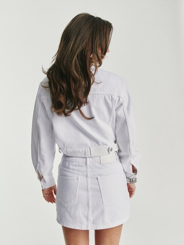 WÔNE STUDIOS Φθινοπωρινό και ανοιξιάτικο μπουφάν σε λευκό