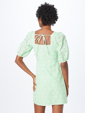 Robe d’été Dorothy Perkins en vert