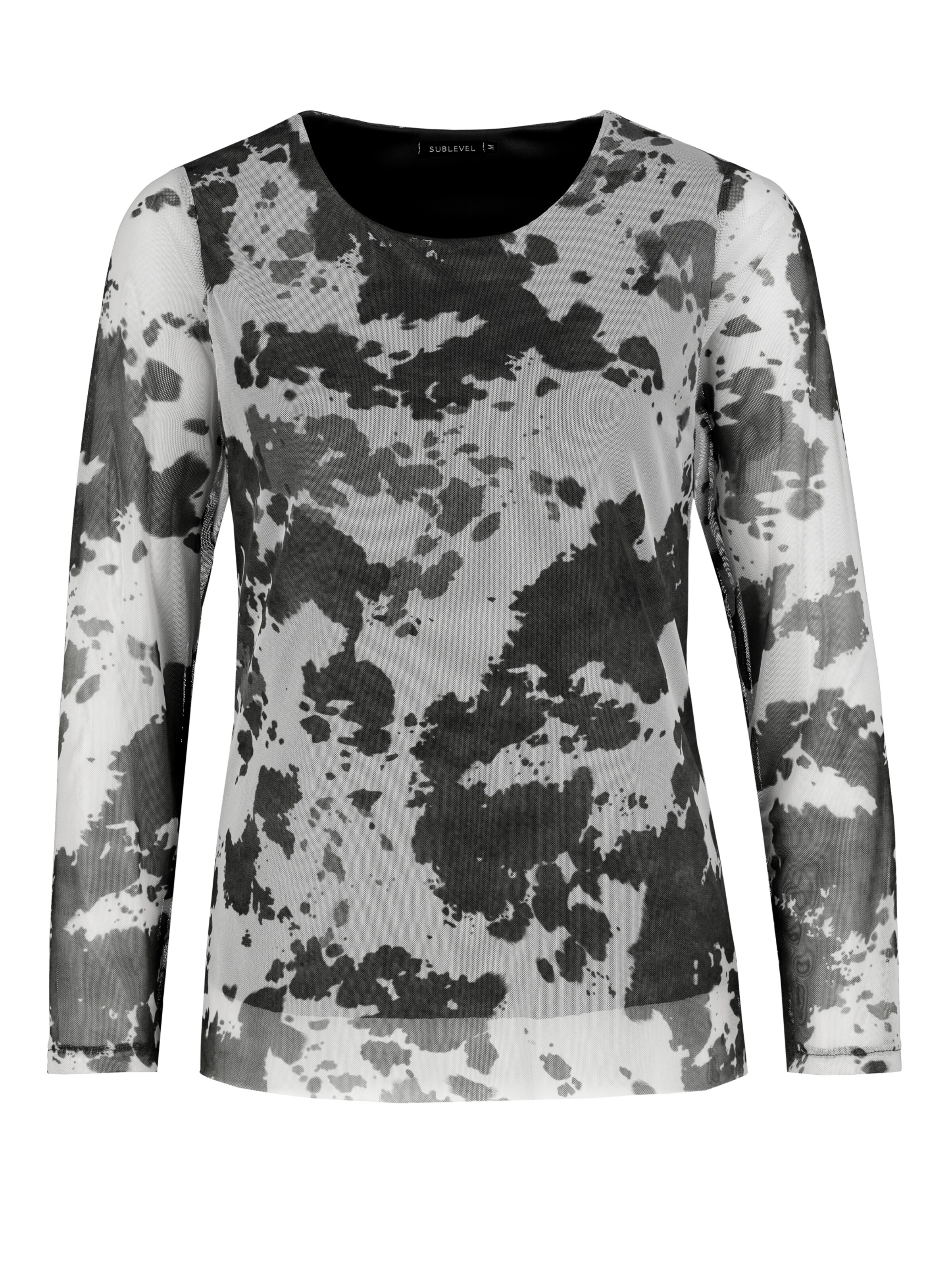 Sublevel Shirt in Black: front