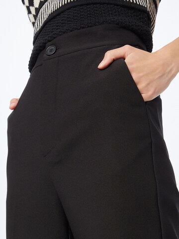 Gina Tricot Slim fit Trousers with creases 'Karin' in Black