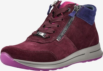 Baskets hautes ARA en rouge : devant