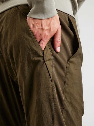 Nike Sportswear Normalny krój Spodnie w kolorze zielony