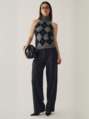 regular Pantaloni ' N-Mahala ' di Noella in grigio: frontale