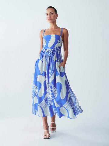 St MRLO Kleid 'Lanah' in Blau: Vorderseite