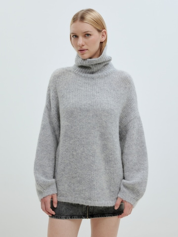 EDITED Sweater 'Swantje' in Grey: front