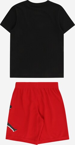 Jordan Trainingsanzug in Rot