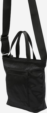 LEVI'S ® Μεγάλη τσάντα σε μαύρο: μπροστά