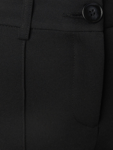 Vero Moda Tall Slimfit Broek 'VMLUCCA' in Zwart