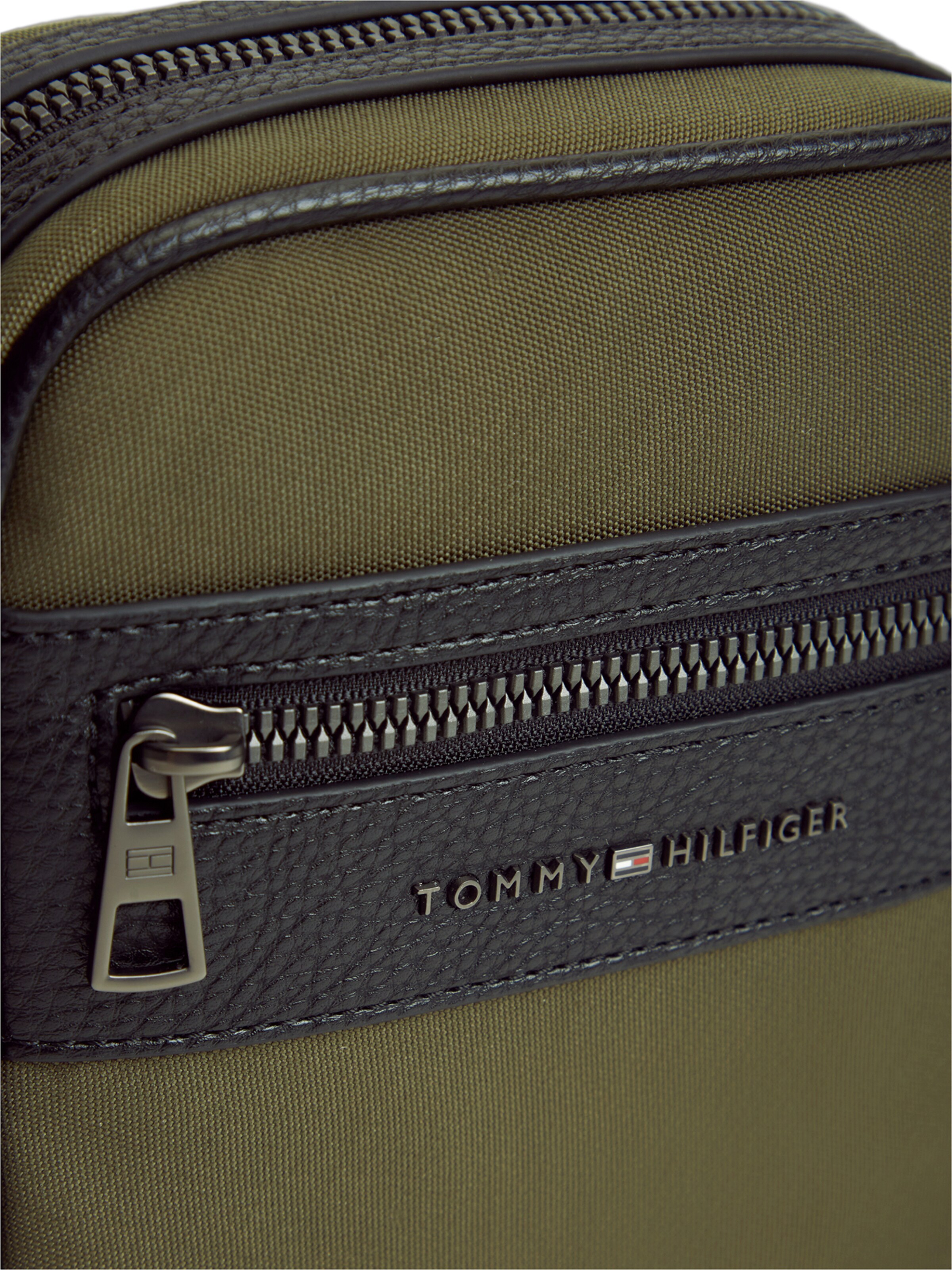 TOMMY HILFIGER - Mala de ombro em verde