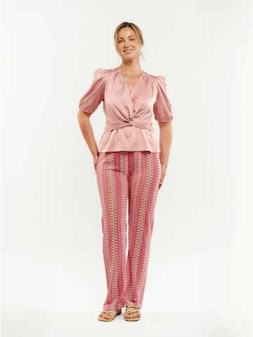 Liberte Essentiel - Camisa ' TIKI SS ' em vermelho