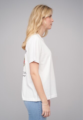 T-shirt 'Locally Grown' Cloud5ive en blanc