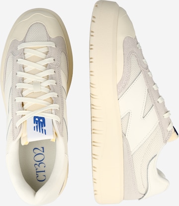 Baskets basses 'CT302' new balance en blanc