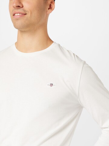 T-Shirt GANT en blanc