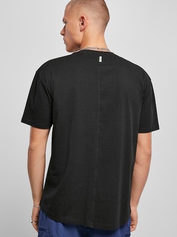 Urban Classics - Camiseta en negro