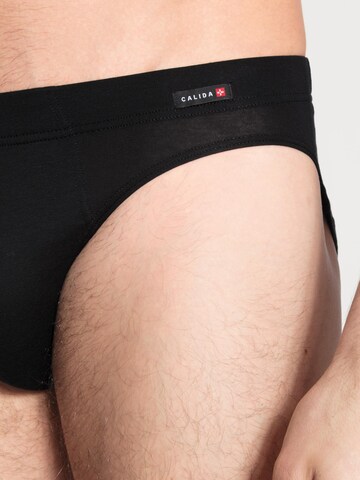Slip 'Evolution' di CALIDA in nero