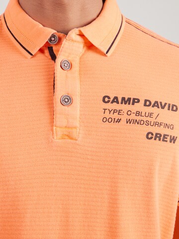 CAMP DAVID - Camiseta en naranja