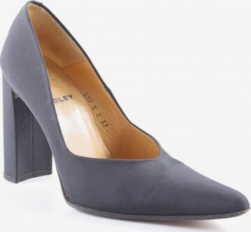 AUDLEY Spitz-Pumps in 37 in Black: front
