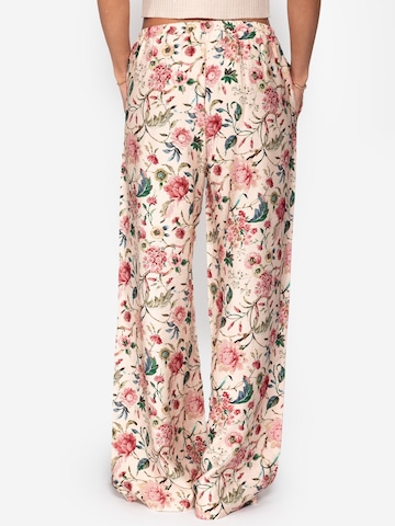 SASSYCLASSY Regular Hose‌‌‌‌ in Beige