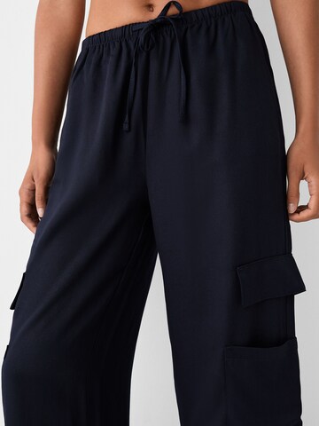 Bershka Loosefit Kapsáče – černá