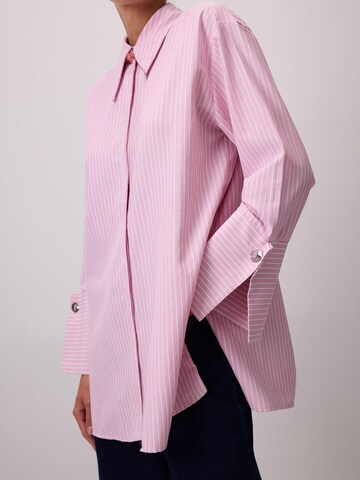 T-shirt 'Striped Shirt With Wide Cuffs' Touché Privé en rose