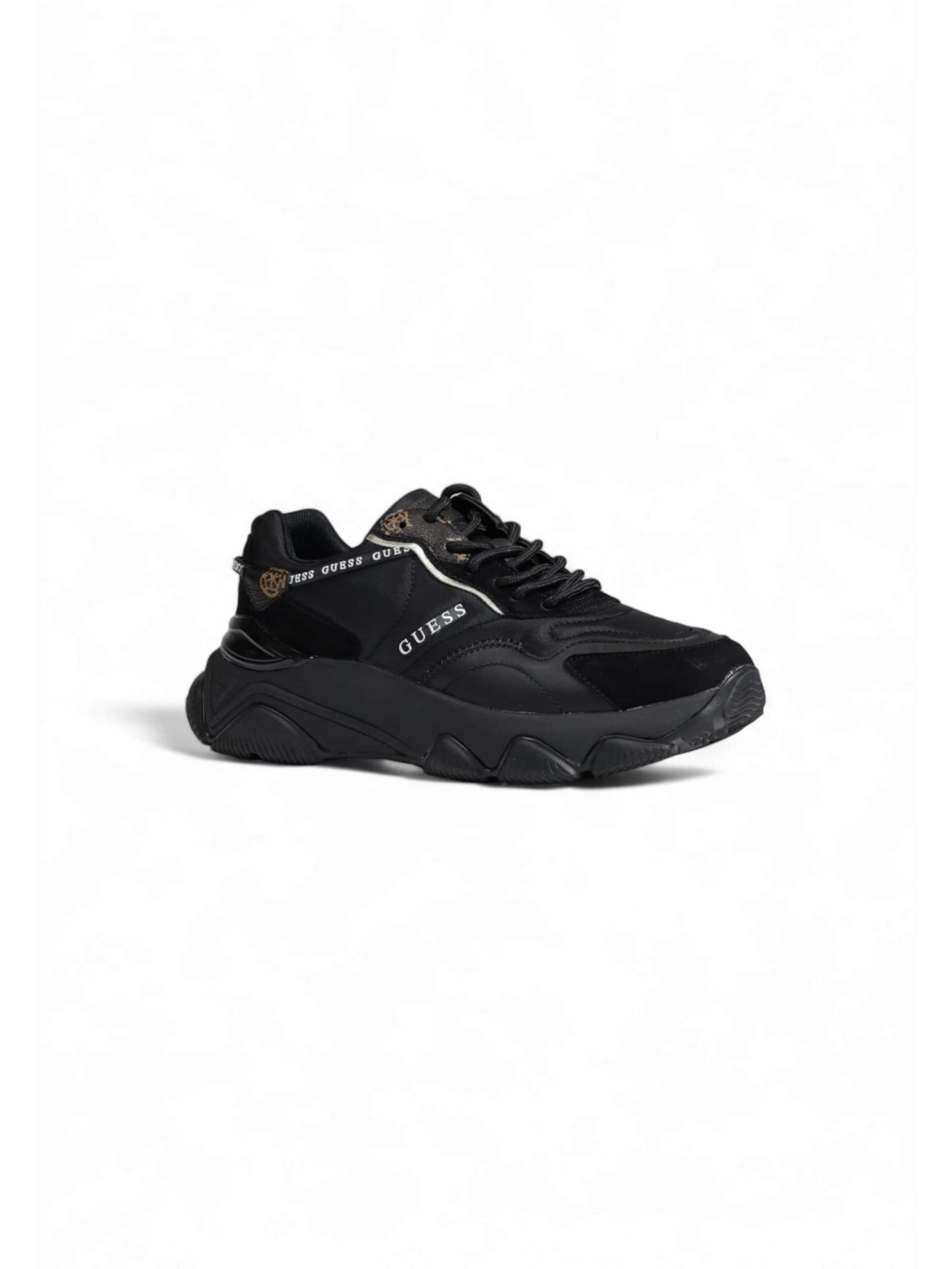 Sneaker bassa 'MICOLA FL7MIC FAL12' di GUESS in nero