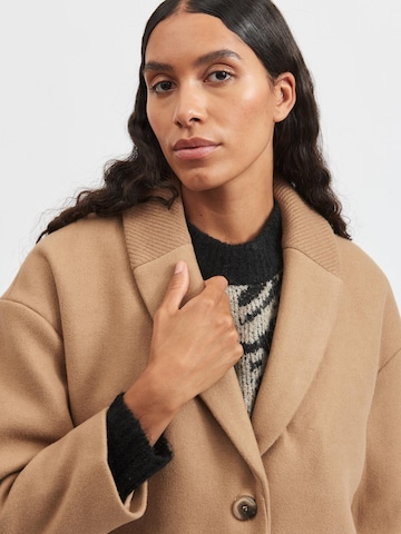 VILA Between-Seasons Coat in Brown