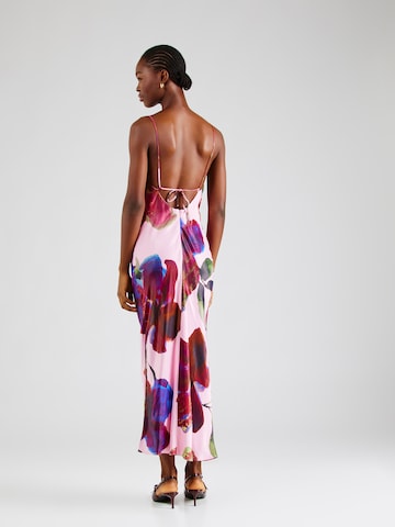 Rochie de vară de la TOPSHOP pe roz