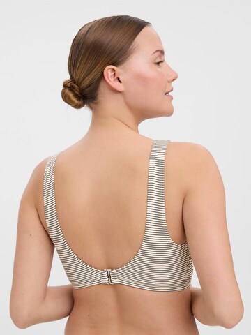 VERO MODA - Triángulo Top de bikini 'Vivi' en beige