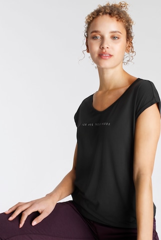 FAYN SPORTS Performance Shirt in Black