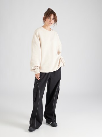 millane Sweatshirt 'Mona' in Wit