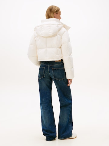 Tommy Jeans Winter jacket 'ALASKA' in White