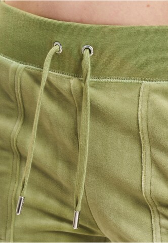 Juicy Couture Regular Trousers in Green