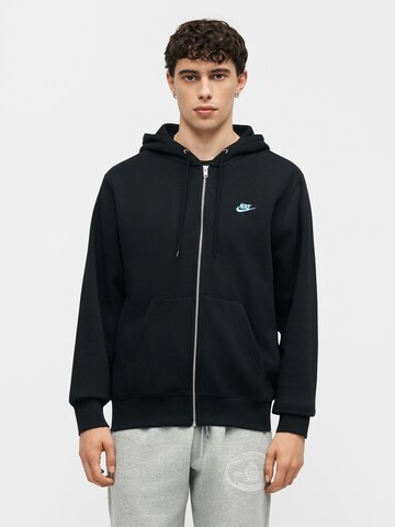 Nike Sportswear Tréning dzseki 'CLUB' - fekete: elől