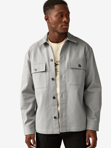 Next Regular Fit Jacke in Grau: Vorderseite