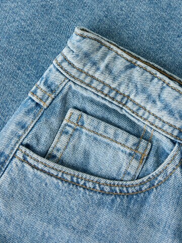 TWO SOON Loosefit Jeans in Blauw